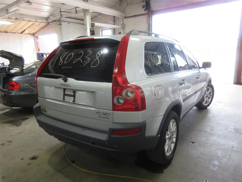 2004 XC90 parts car