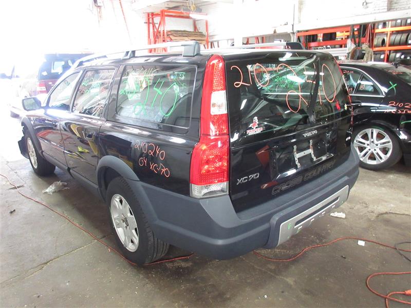 2005 XC70 parts car