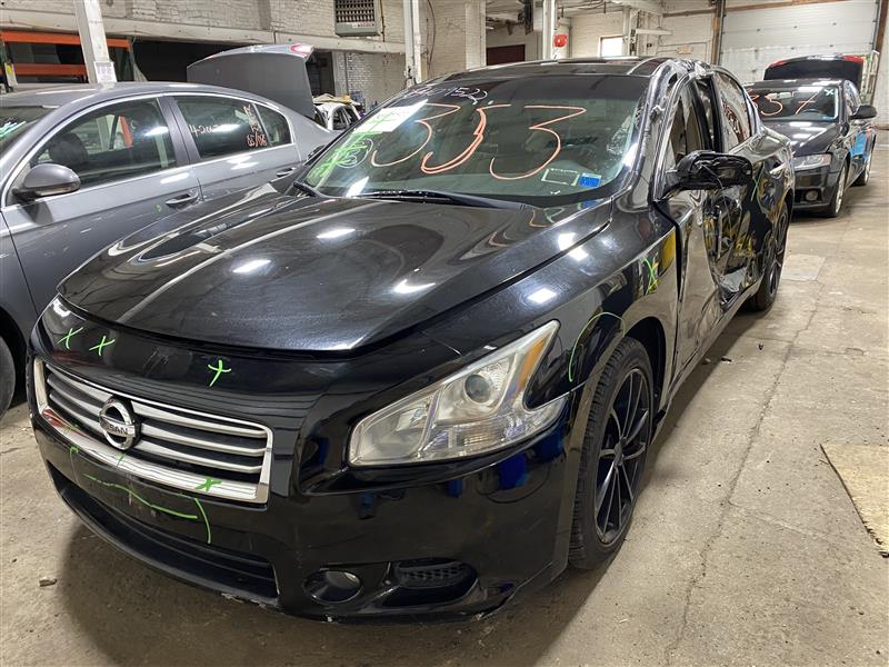 2012 Maxima parts car