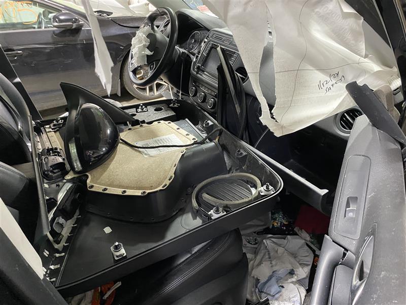 2017 Tiguan parts car