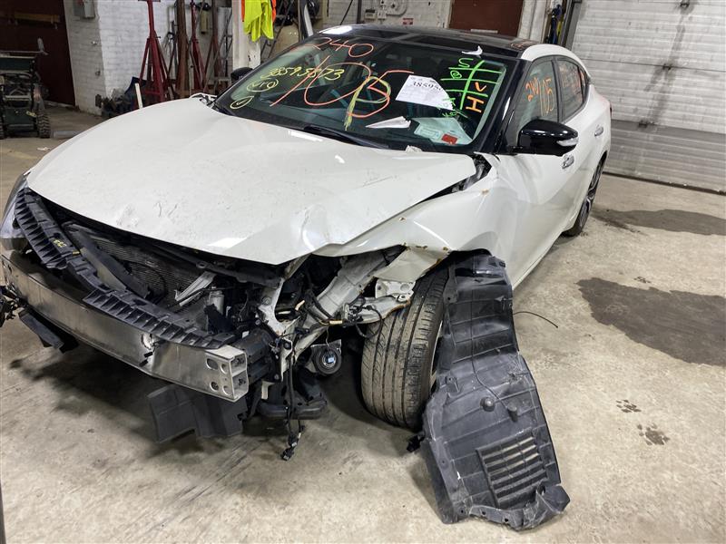 2017 Maxima parts car
