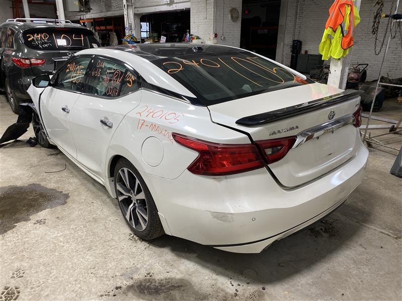 2017 Maxima parts car