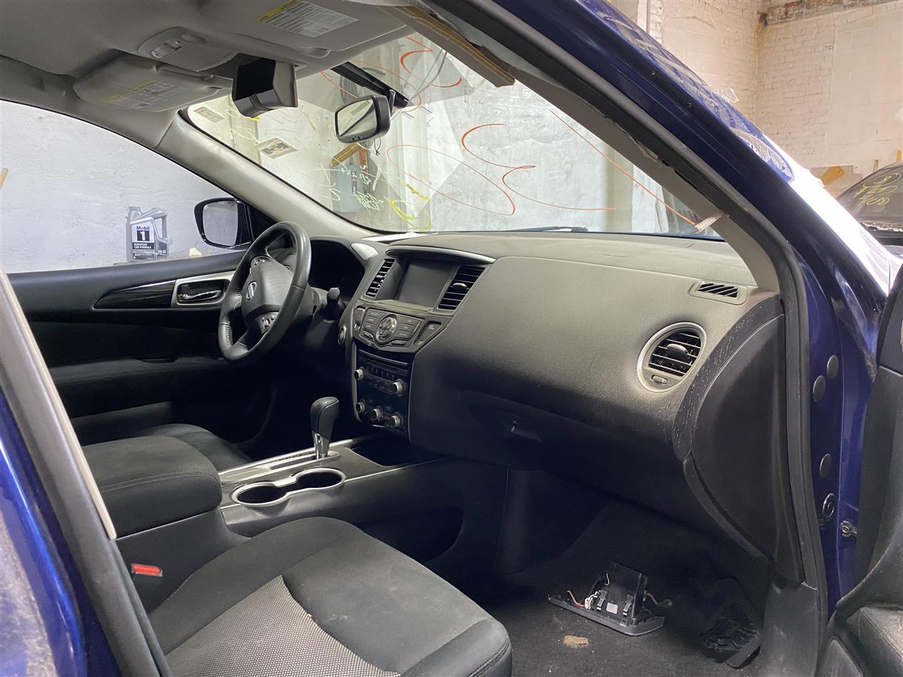 2017 Pathfinder parts car