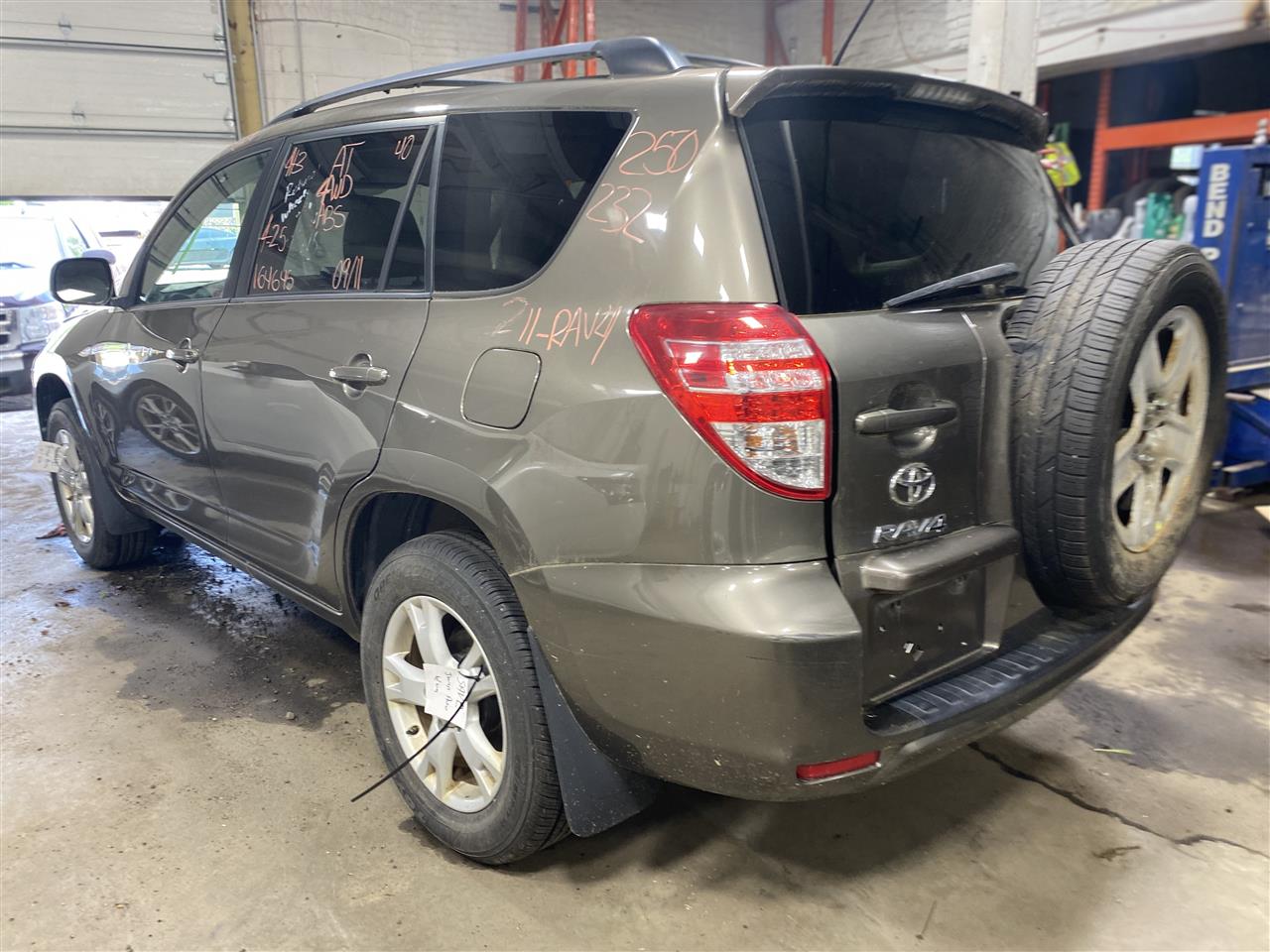 2011 Rav4 parts car