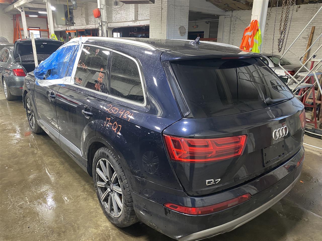 2017 Q7 parts car