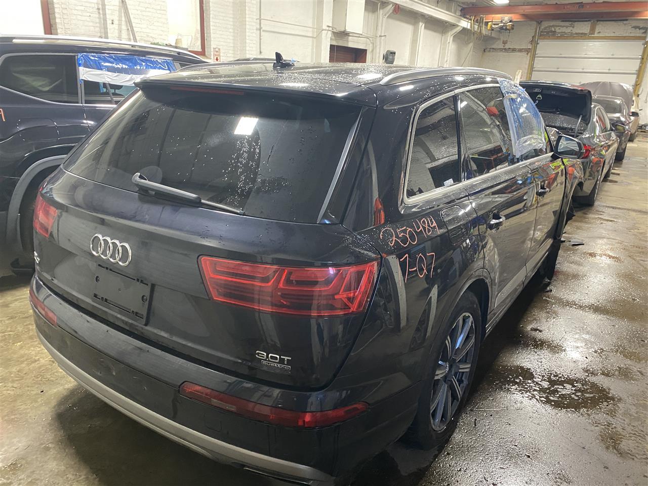 2017 Q7 parts car