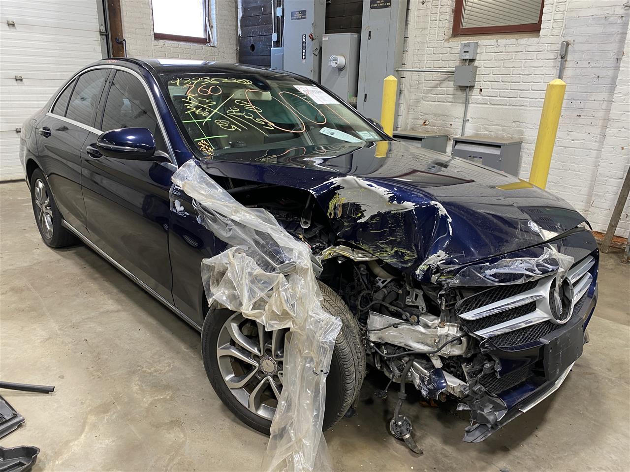 2016 C300 parts car