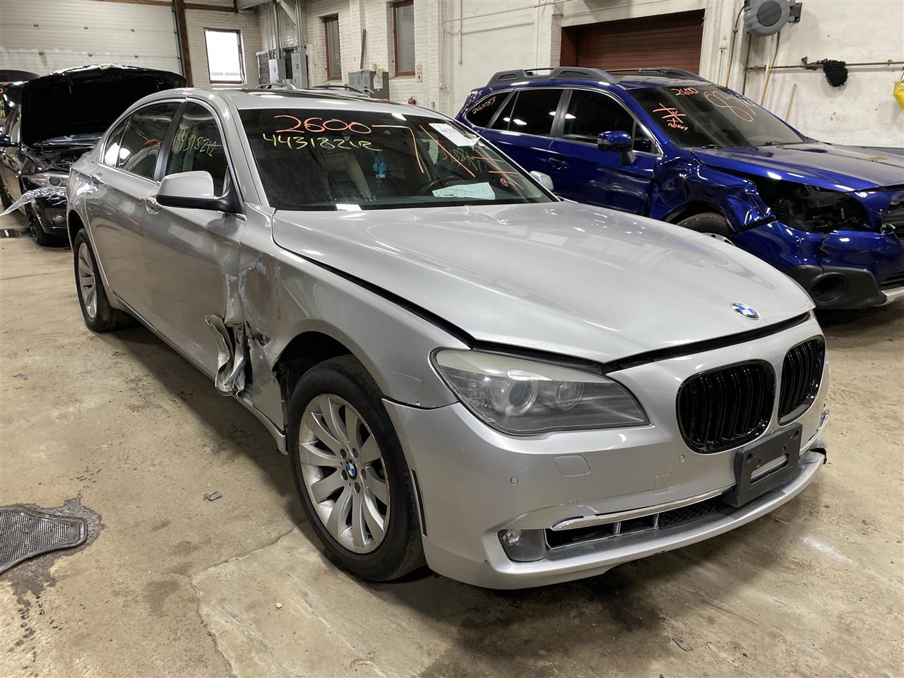 2010 750LI parts car