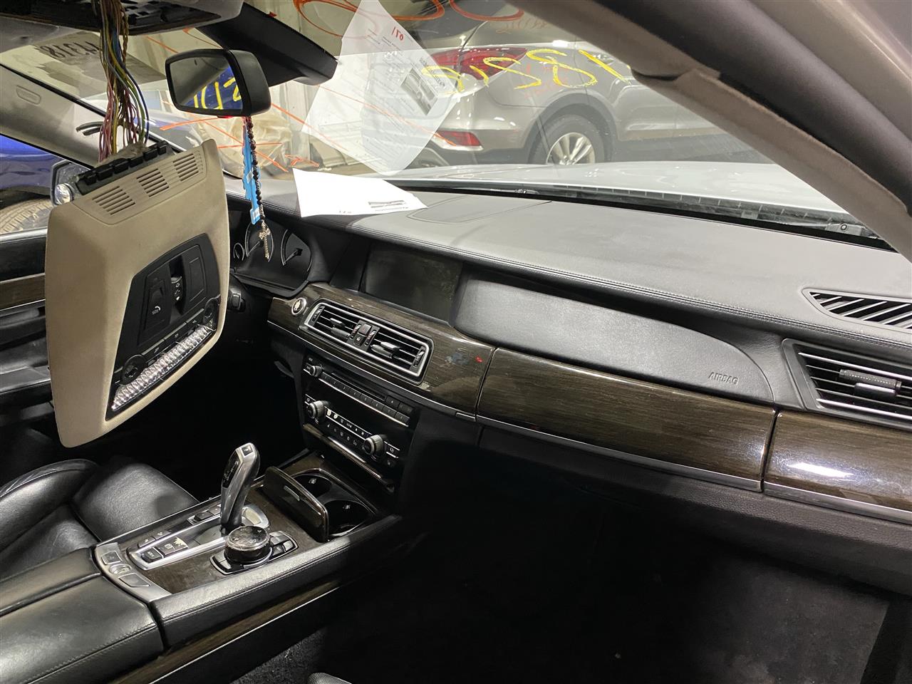 2010 750LI parts car
