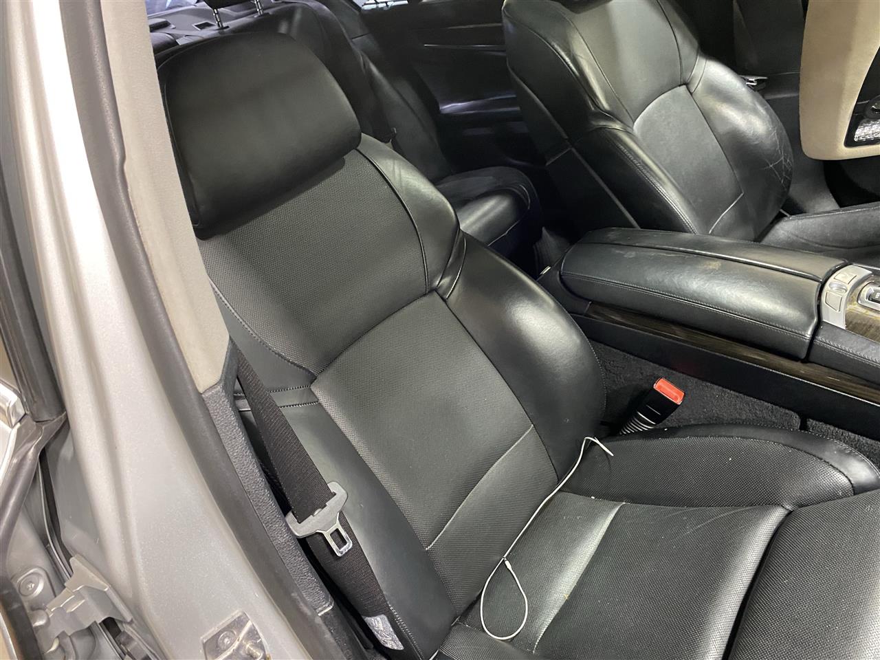 2010 750LI parts car