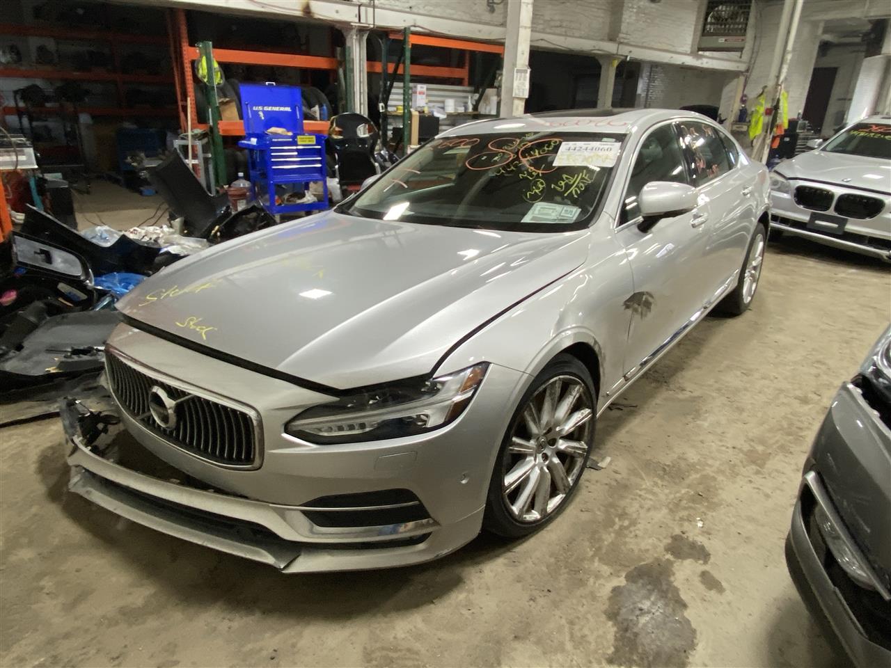 2018 S90 parts car