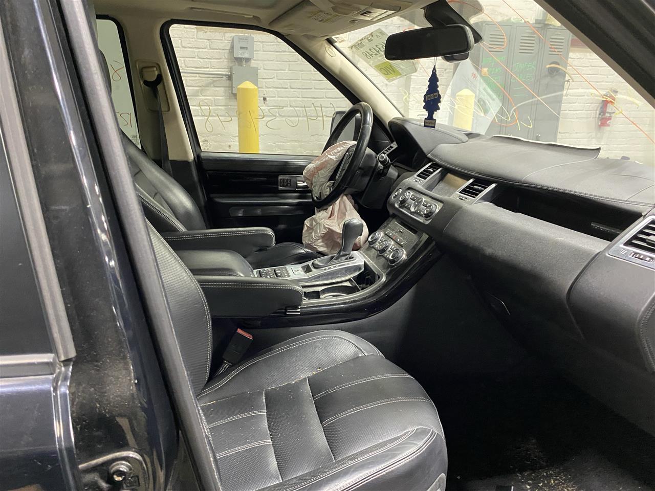 2012 Range Rover Sport parts car