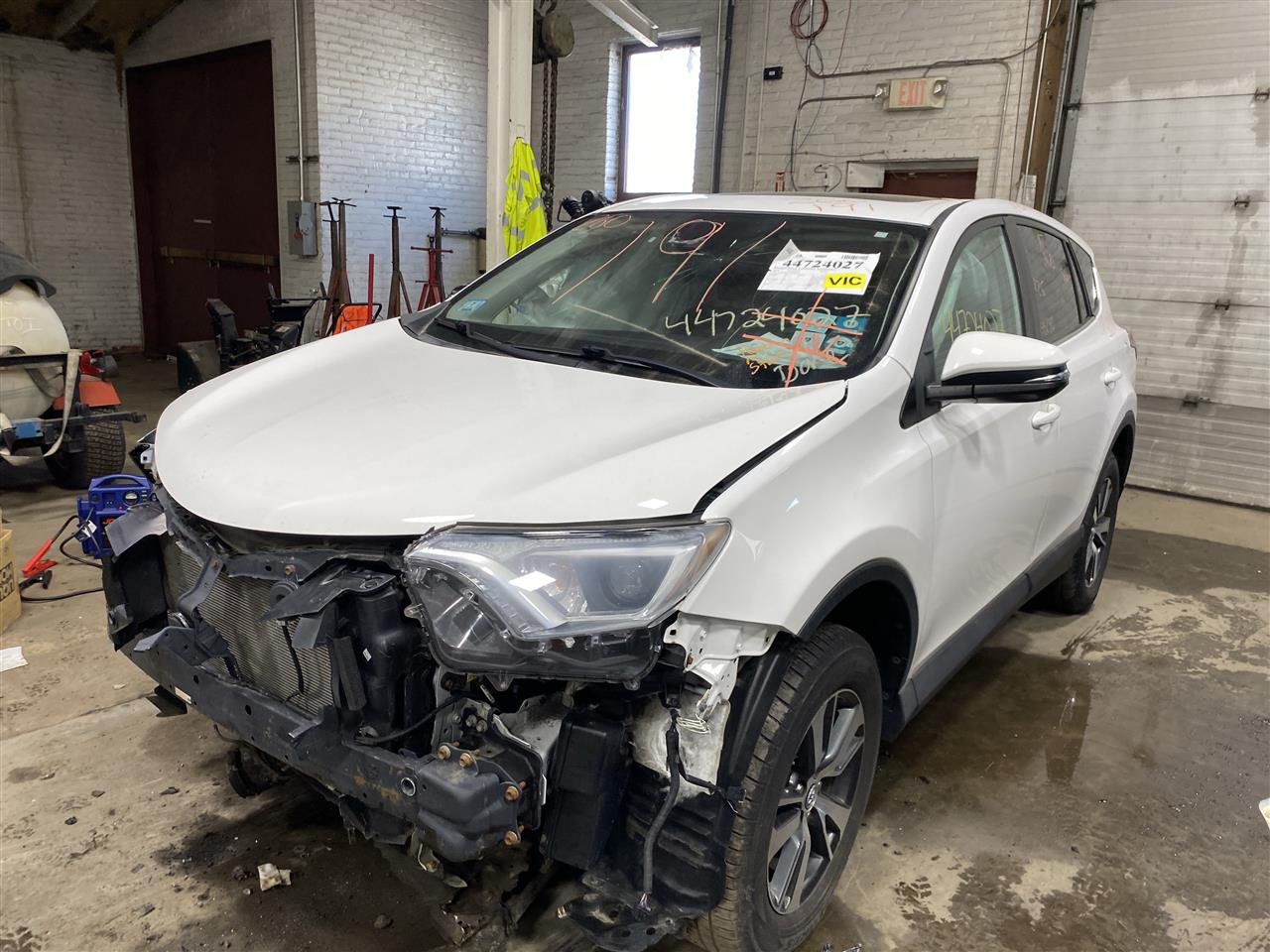 2018 Rav4 parts car