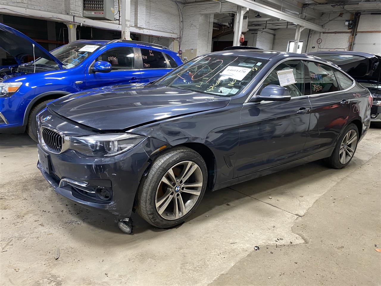 2018 330i parts car