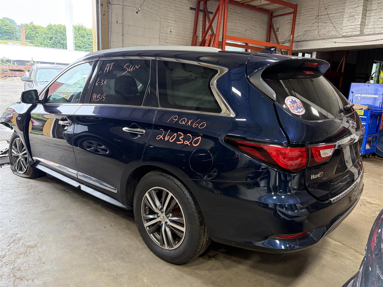 2017 QX60 parts car
