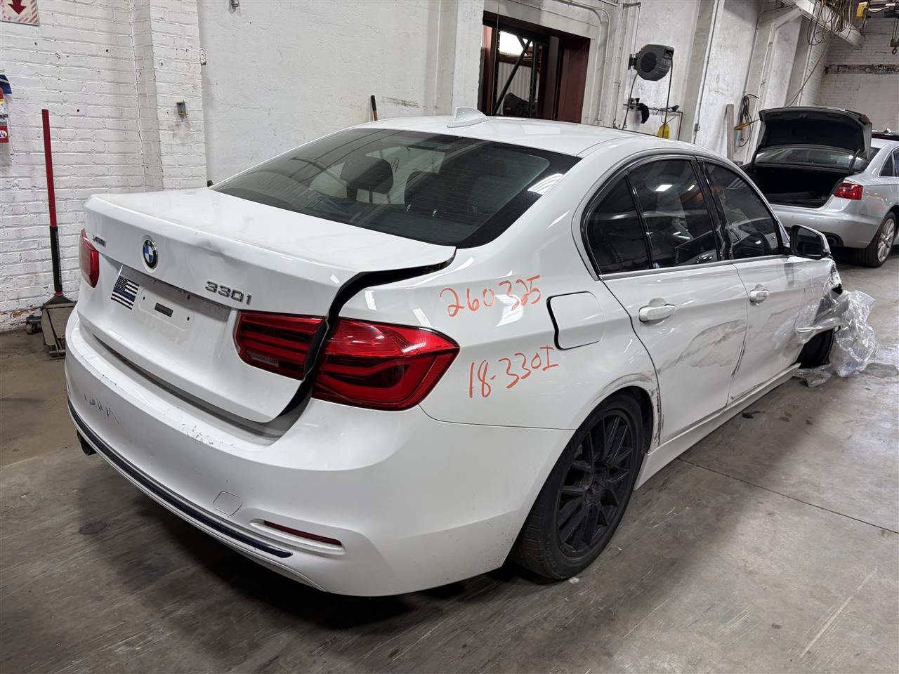 2018 330i parts car