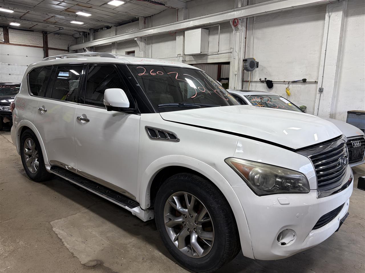2011 QX56 parts car