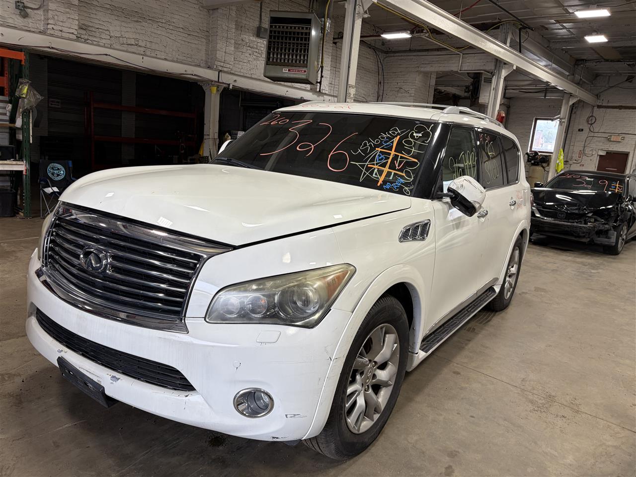 2011 QX56 parts car